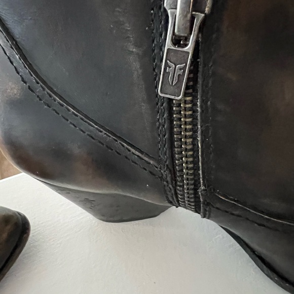 FRYE cowboy-style boots, size 8 - Picture 4 of 5